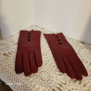 Pritzi Red Leather Gloves with Black Buttons